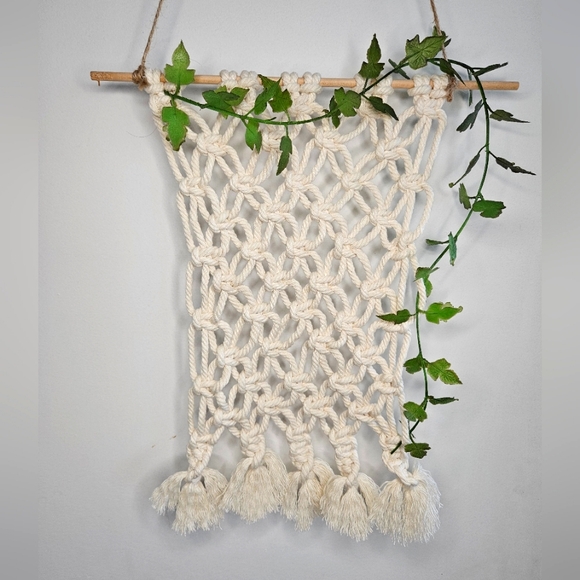 Handcrafted Macrame Key & Sunglasses holder - Picture 1 of 10